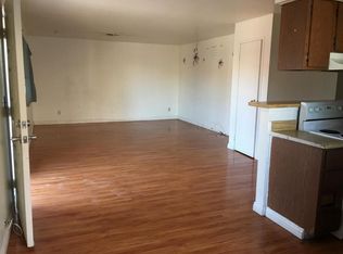 4765 Thunderbolt Ave APT 03, Las Vegas, NV 89115