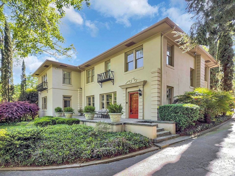 1st image of 530 Sherwood Cir