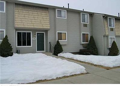 2nd image of 43 Carillon Dr APT B