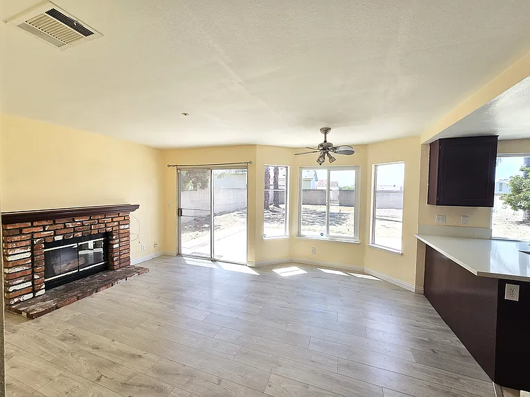 16183 Harvey Dr — Photo 11