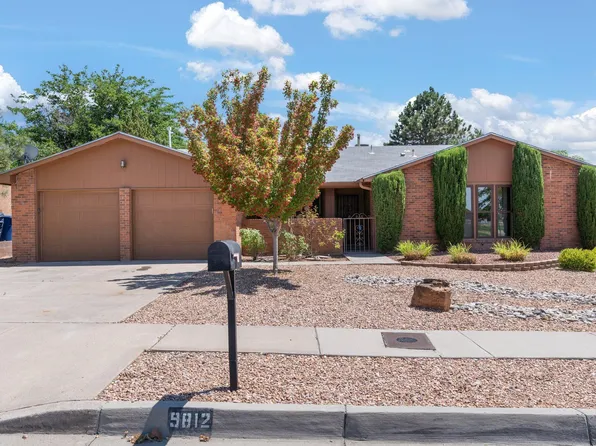 9812 Academy Hills Dr NE, Albuquerque, NM 87111