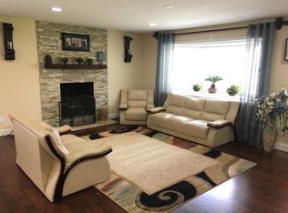 1128 Dooley Dr, Charlotte, NC 28227