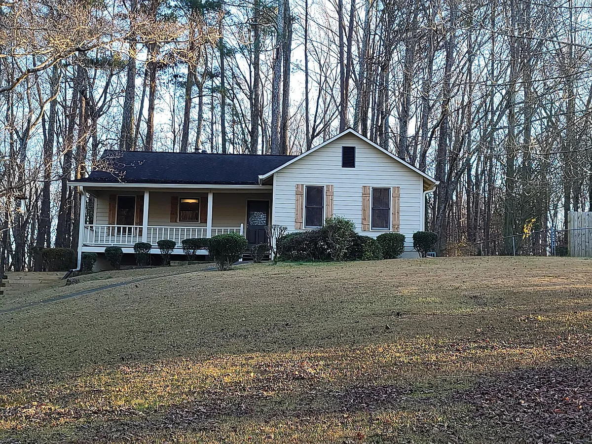 Building Photo - 3929 Butterfield Dr NW