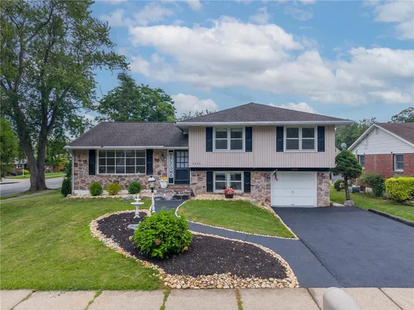 1220 North Blvd, Bethlehem, PA 18017