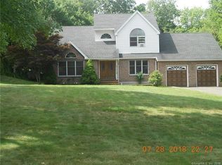 32 Visconti Dr, Naugatuck, CT 06770