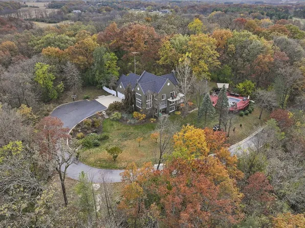 2461 Briarwood COURT, Burlington, WI 53105