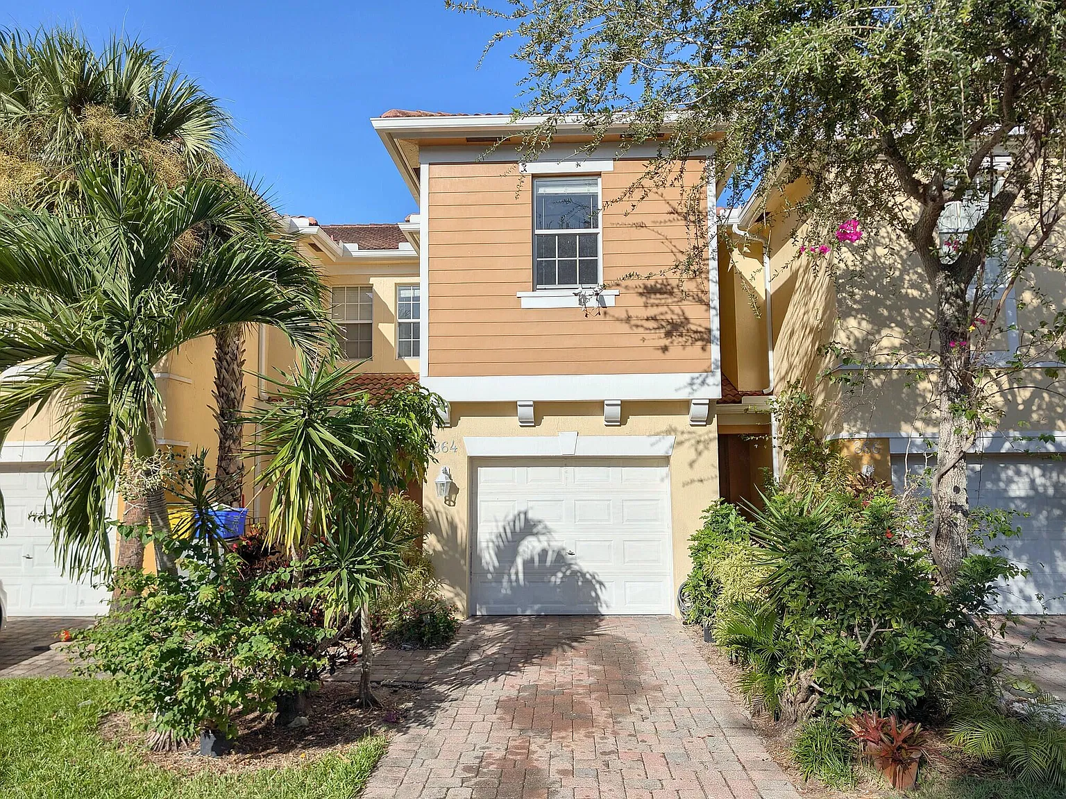3 bed, 2.5 bath, 1338 sqft, $2,495 — Photo 1