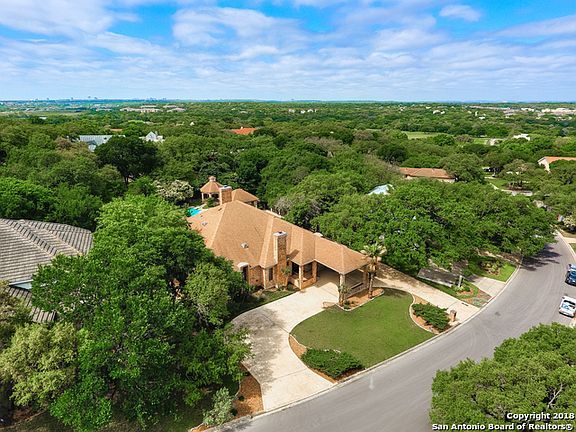 4th image of 514 Bluff Trl