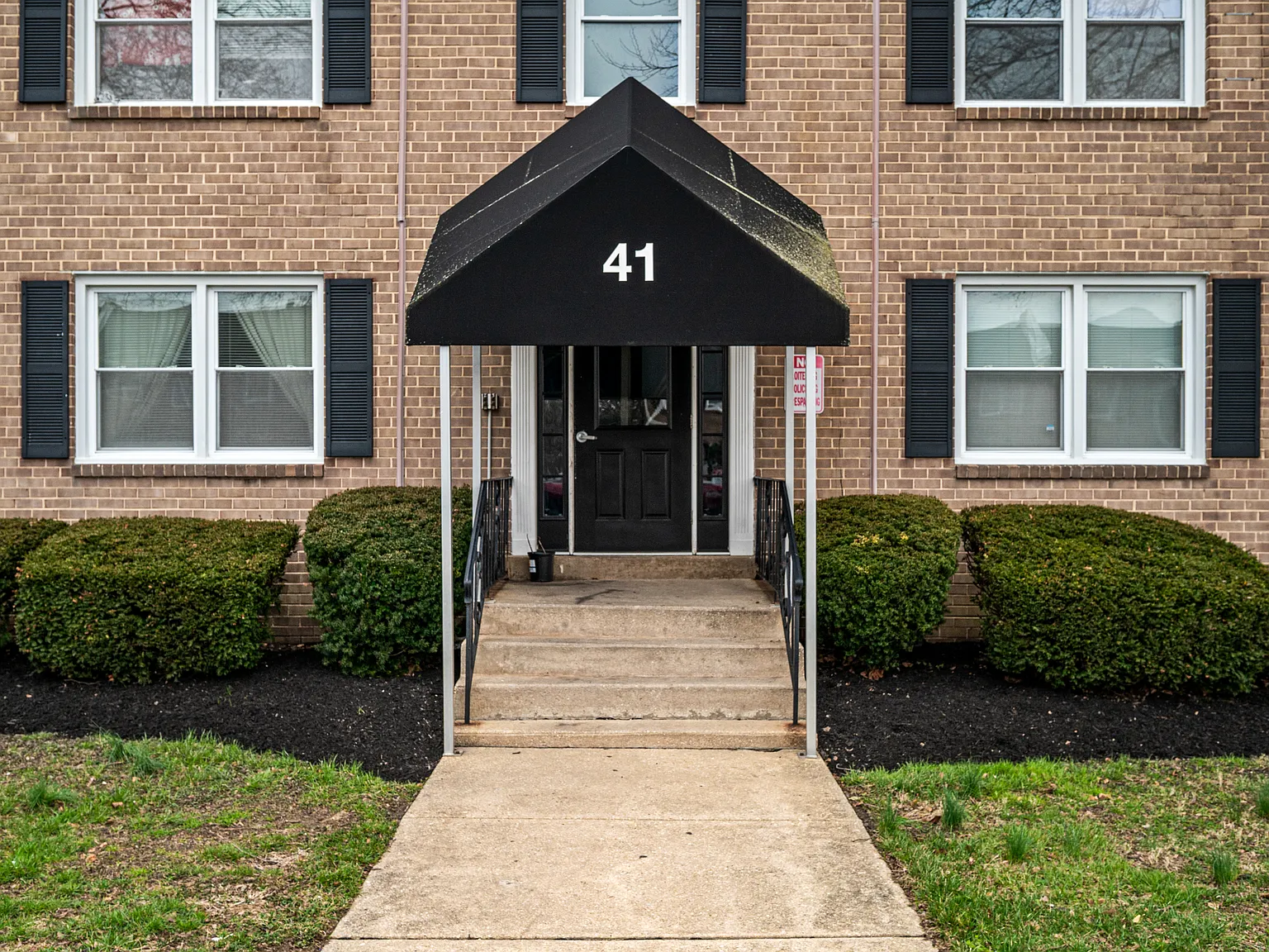 Middleboro Crest Apartments — Photo 3