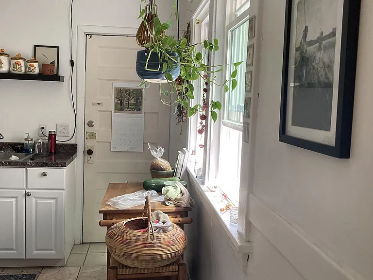 2549 Fillmore St NE #1 — Photo 10