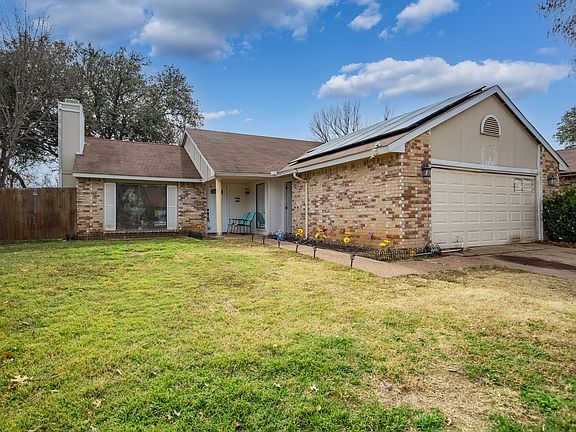 2nd image of 3005 Woodlark Dr