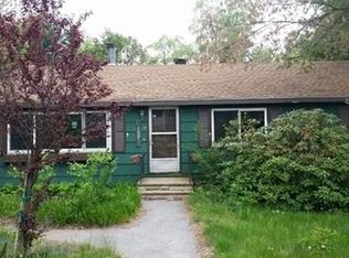 14 Sunset Ave, Derry, NH 03038