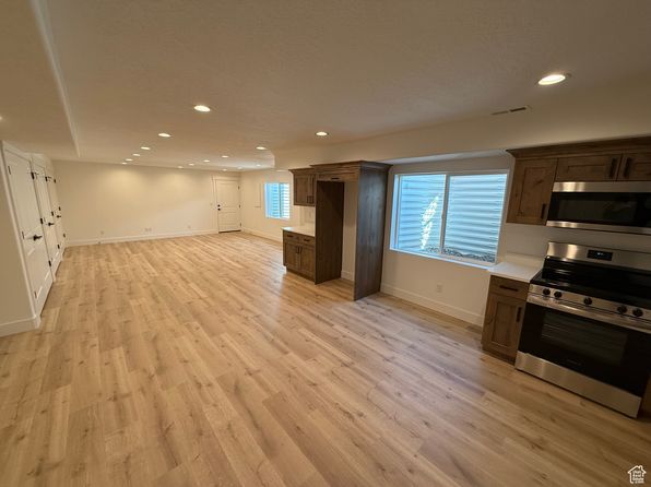 232 E Ventura Blvd, Tooele, UT 84074