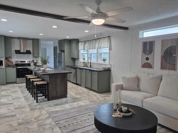 Cavco 24 Green Acres Plan, Green Acres