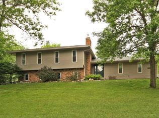 6782 Tartan Curv, Eden Prairie, MN 55346