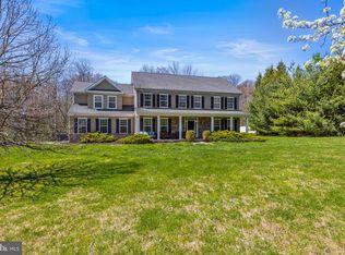 827 Oak Tree Rd, Kennett Square, PA 19348