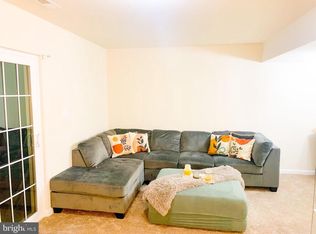 2069 Tanglewood Dr, Waldorf, MD