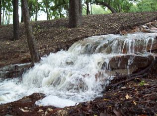 1310 N Mockingbird Ln, Midlothian, TX 76065