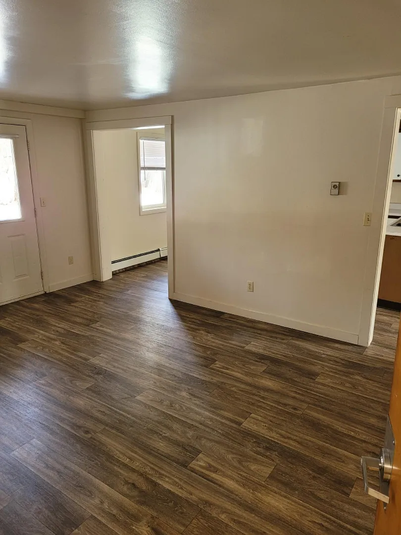 Covered Bridge Apartments — Photo 3