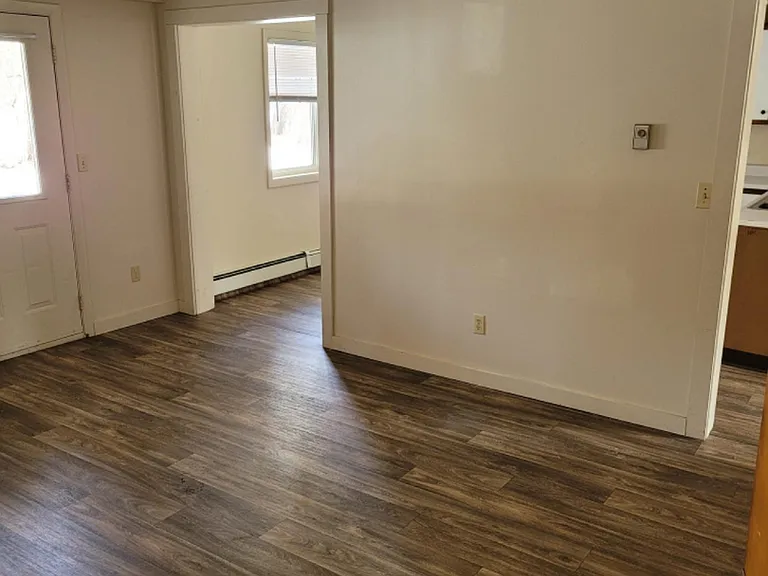 Covered Bridge Apartments — Photo 3