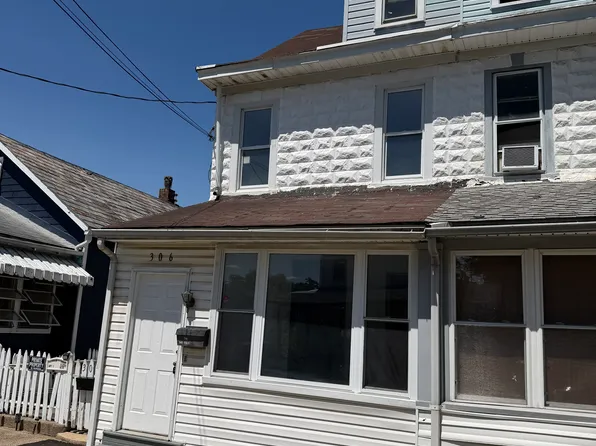 306 McClellan Ave Floor 2, Trenton, NJ 08610