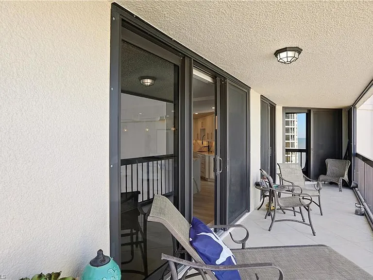 4551 Gulf Shore Blvd N #1500 — Photo 22