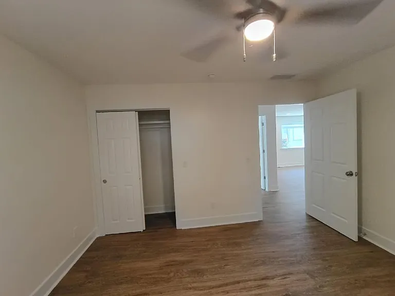 808 Sherman St — Photo 7