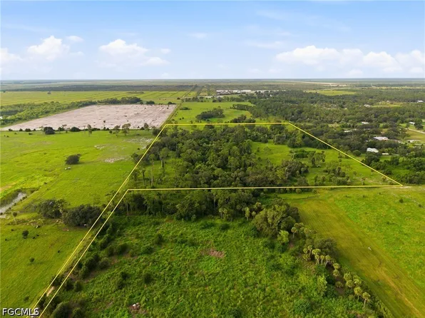 3291 Fort Denaud Rd, Labelle, FL 33935
