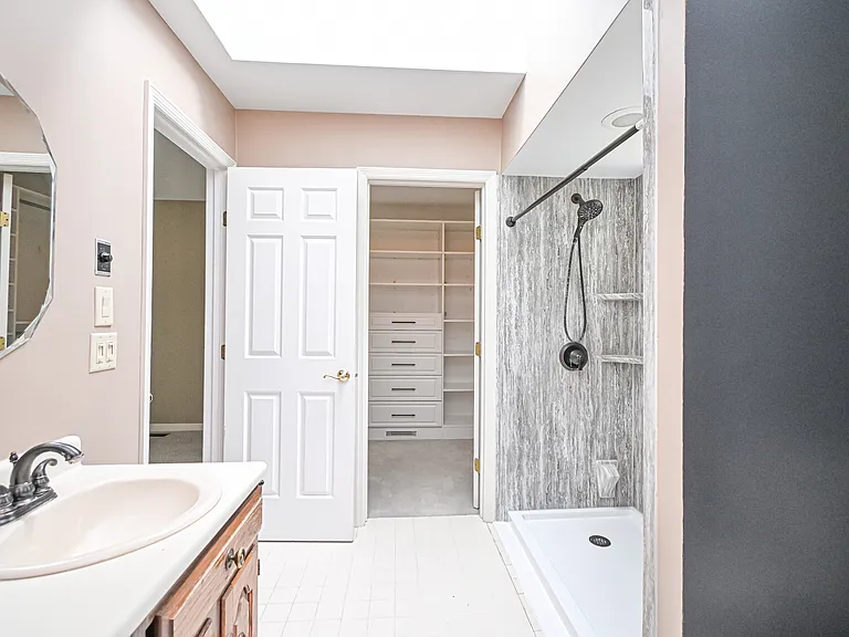 5959 Shallow Creek Dr — Photo 35