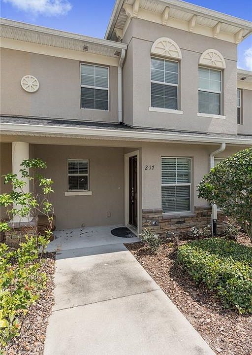 1st image of 217 Carina Cir