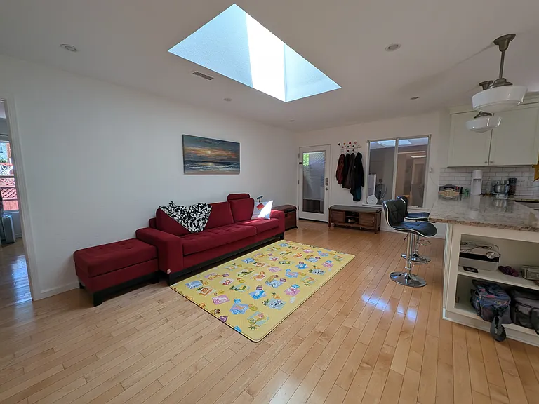 505 Hope St — Photo 6