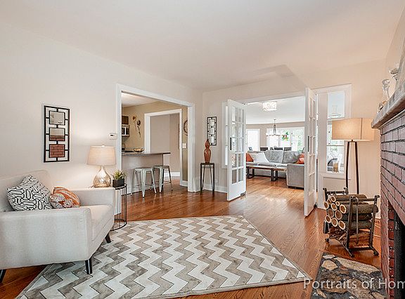 3rd image of 519 E Washington Blvd