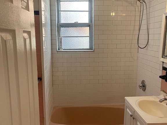 5th image of 3928 Monticello Ave Floor 1