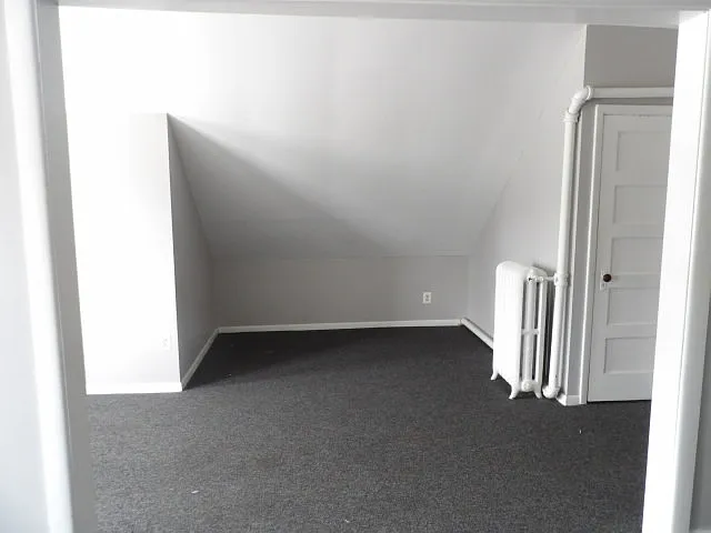 740 Elmwood Ave #2 — Photo 33