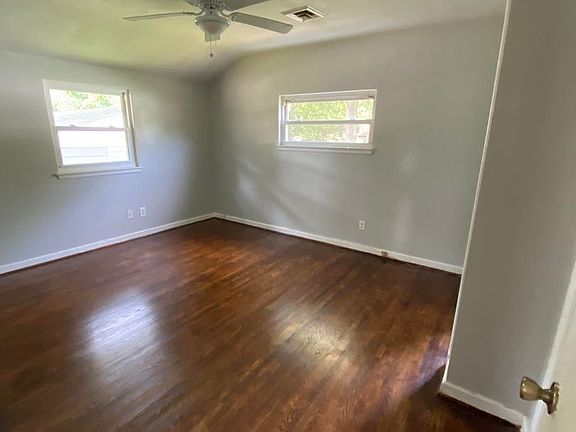 4th image of 1613 Tallwood Ct