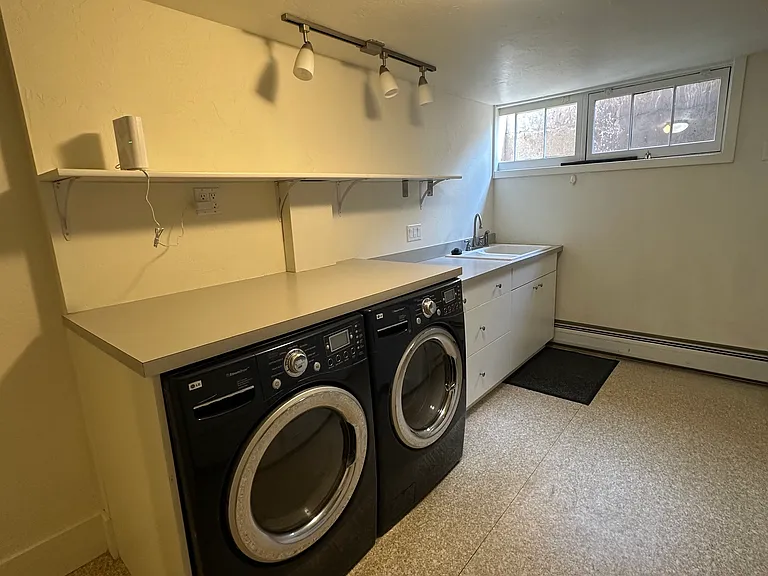 2465 W 2nd Ave #B — Photo 7