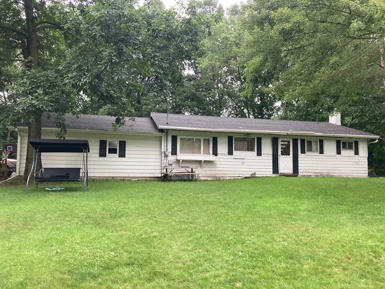 125 Pinetree Ln photo 1