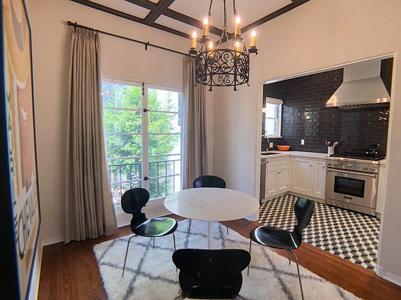 4th image of 1330 N Harper Ave #5A