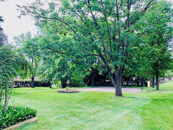 5th image of 2238 Brockton Dr