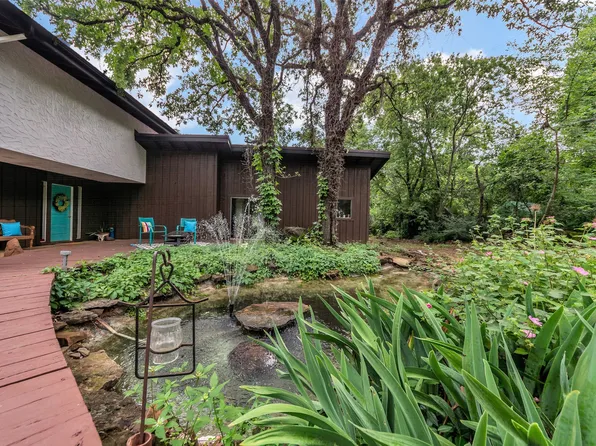 245 Sandy Ln, Fort Worth, TX 76120