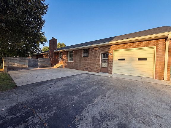 5th image of 706 Windmere Dr