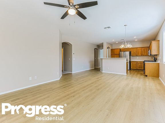 3rd image of 3131 E Country Shadows St