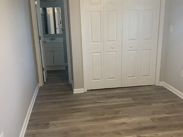 1118 Gunn Ave #B — Photo 1