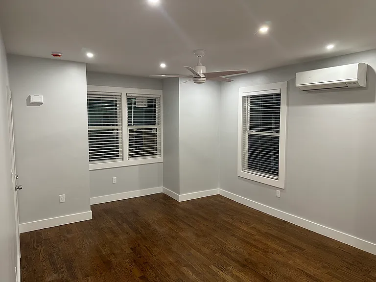 15 Carrington Ave #2 — Photo 3