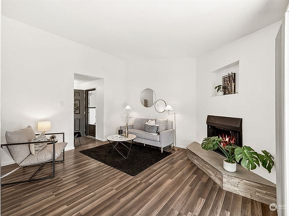 3rd image of 1840 Central Place S #F58