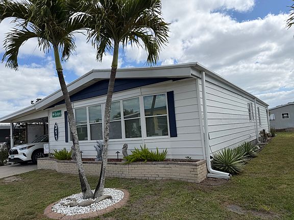3rd image of 311 Blue Beard Dr