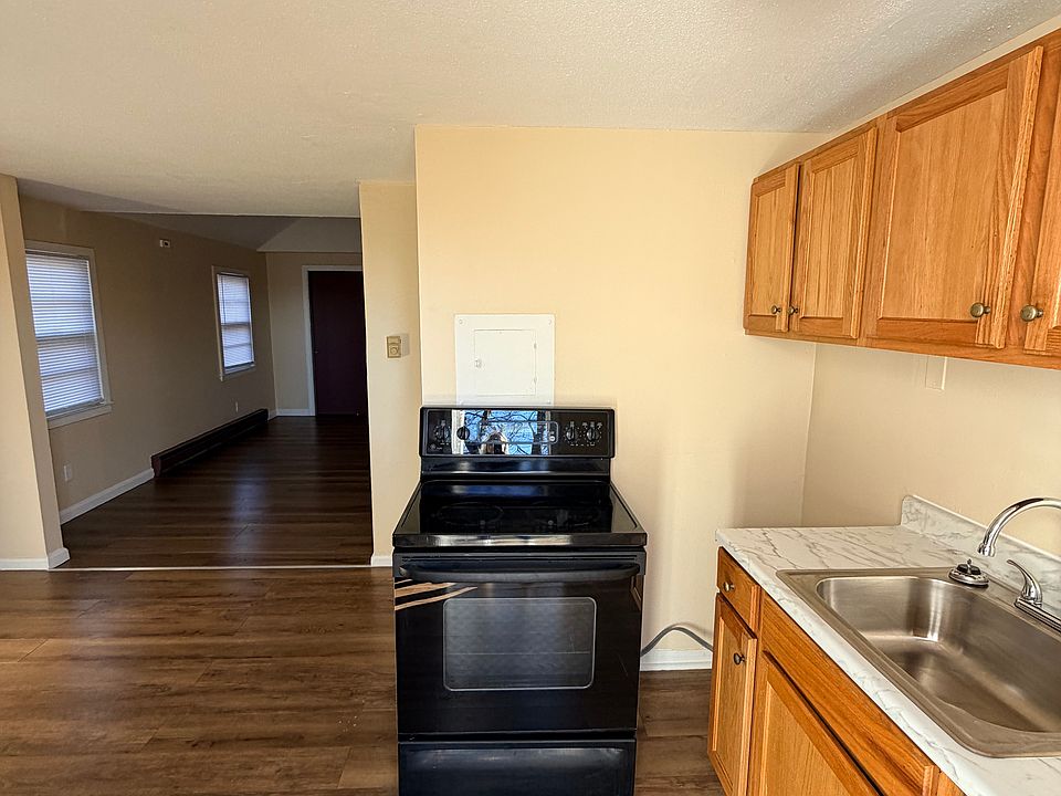 1st image of 516 Columbus Ave APT D