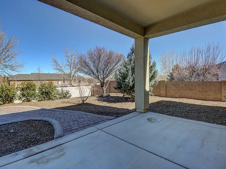 6496 E Brombil St — Photo 32