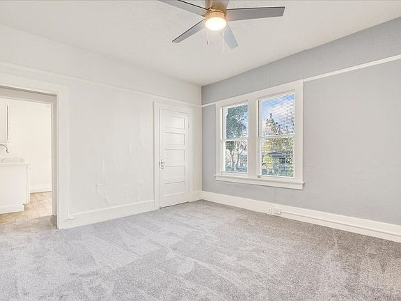 5th image of 318 Emerson St APT 3