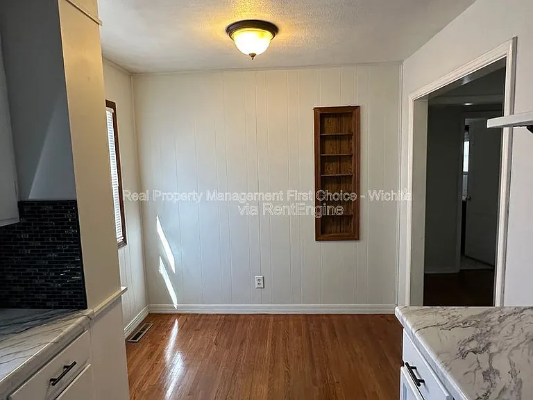 2448 E Aloma St — Photo 5